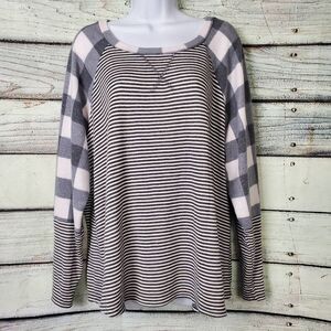 Moa Moa Woman Gray Striped Plaid Sleeve Top Long Sleeve Pullover Size XL